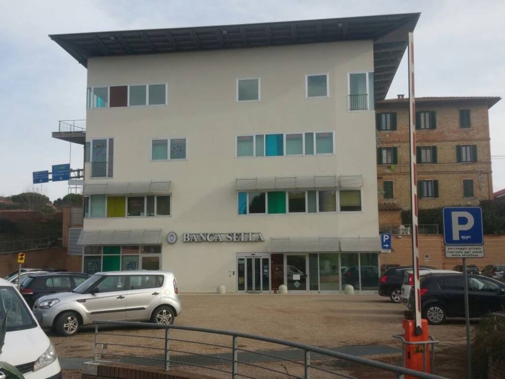 ufficio in vendita a Siena in zona San Miniato