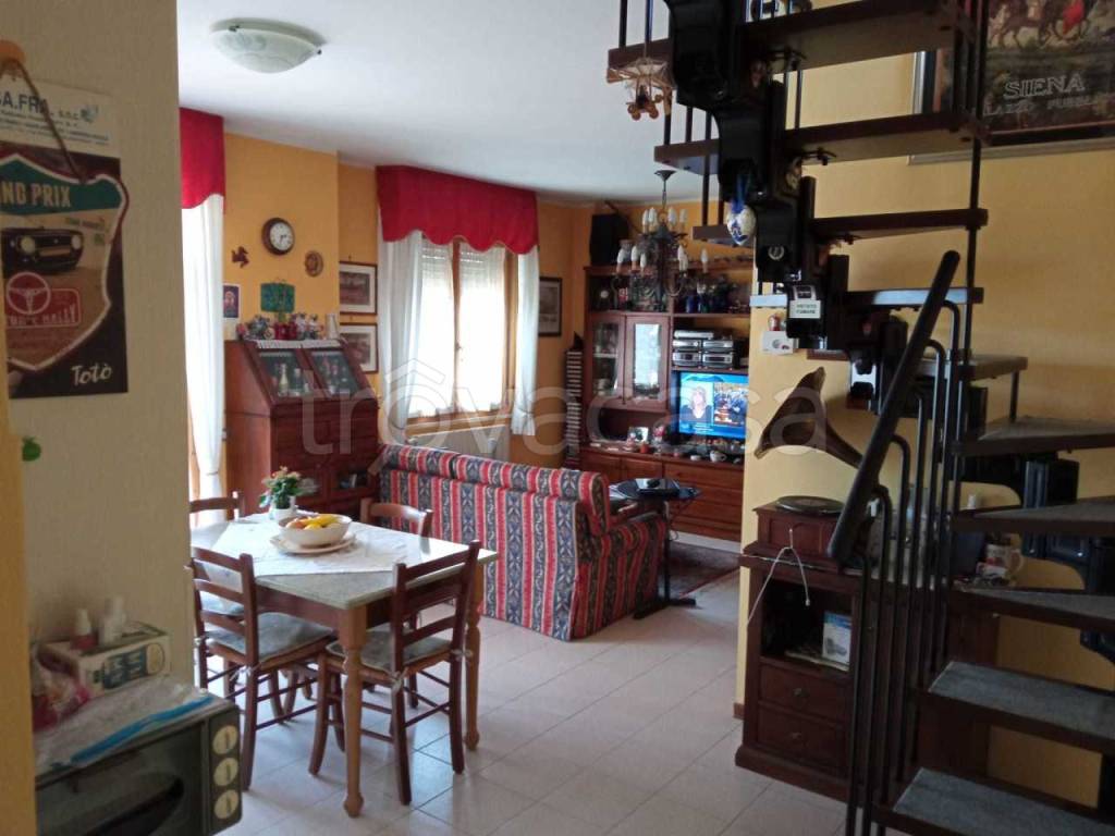 appartamento in vendita a Siena in zona Taverne d'Arbia
