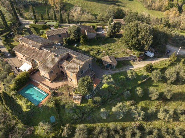 casa indipendente in vendita a Siena in zona Fogliano Grosso