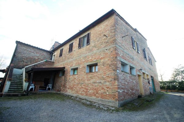 casa indipendente in vendita a Siena in zona San'Andrea a Montecchio