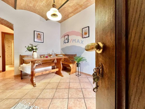 appartamento in vendita a Siena in zona Val di Pugna