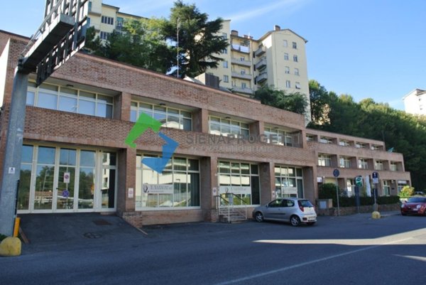 ufficio in vendita a Siena in zona Centro Città