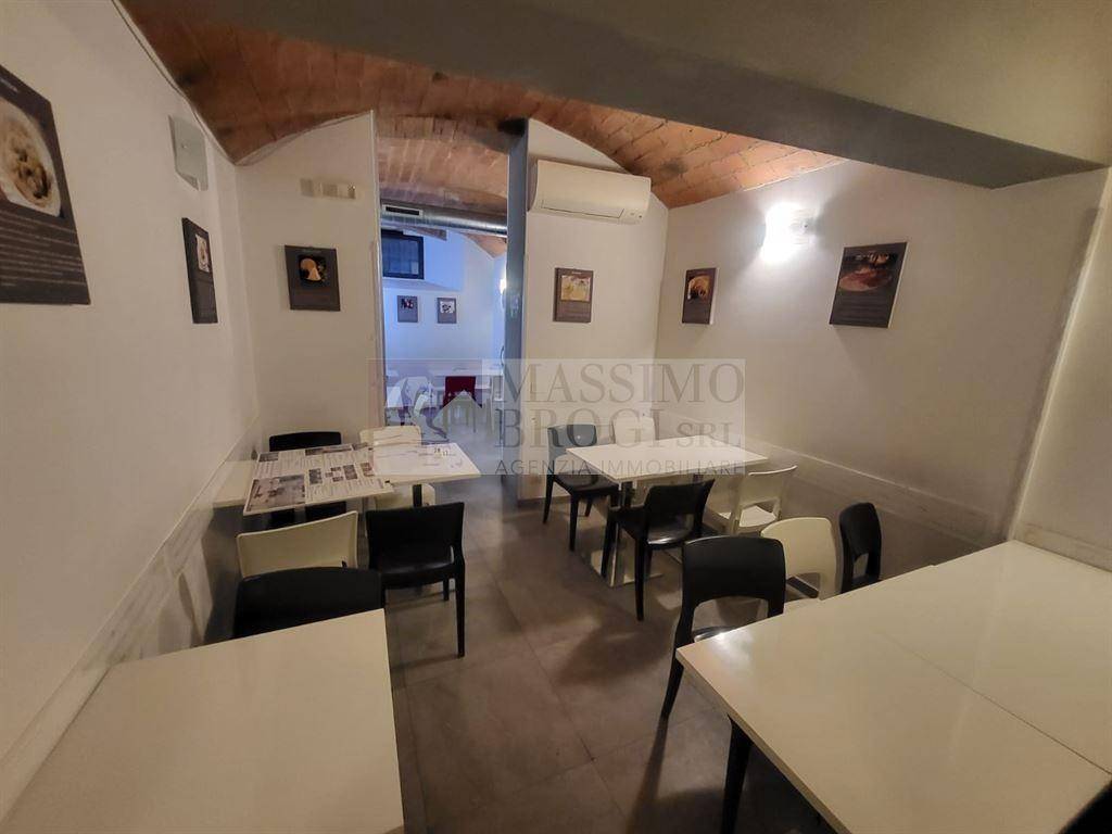 negozio in vendita a Siena in zona Centro Città