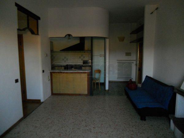 appartamento in vendita a Siena in zona San Rocco a Pilli