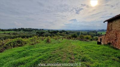 mansarda in vendita a Siena in zona Ginestreto
