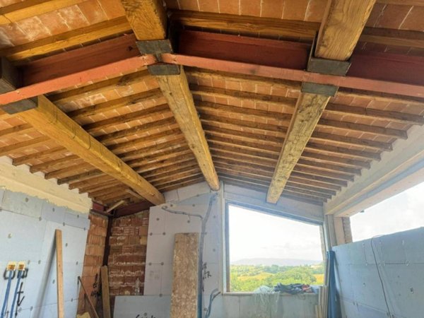 casa indipendente in vendita a Siena in zona San'Andrea a Montecchio