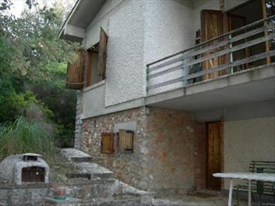 casa indipendente in vendita a Siena