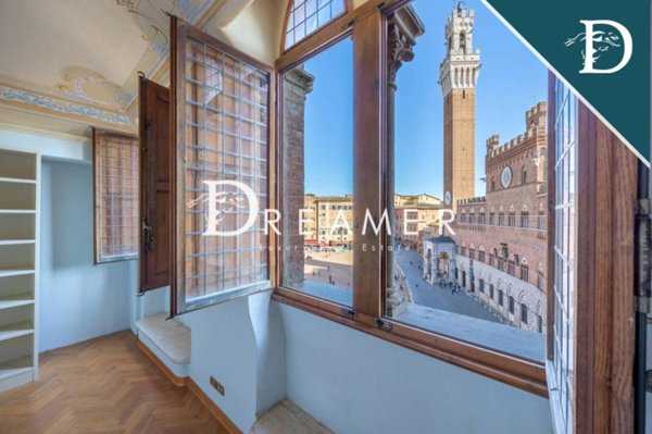 appartamento in vendita a Siena in zona Centro Città
