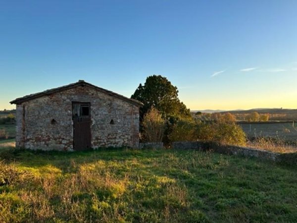 casa indipendente in vendita a Siena