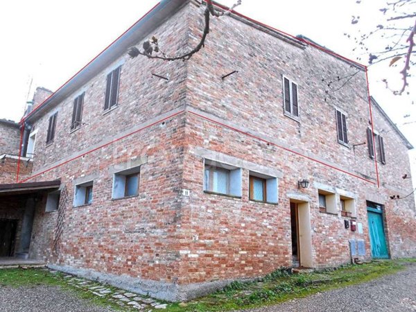 appartamento in vendita a Siena in zona Ginestreto