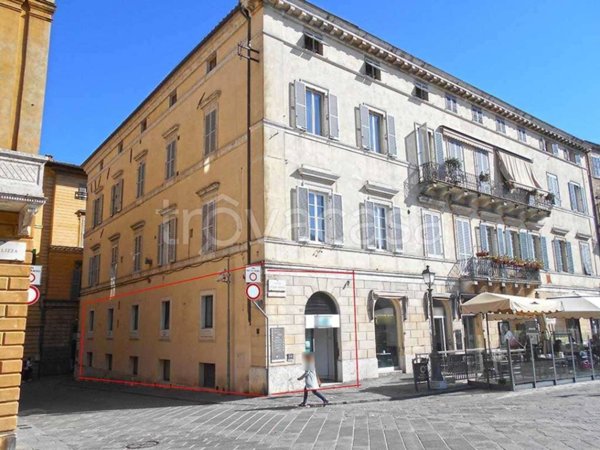 ufficio in vendita a Siena in zona Centro Città