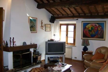 casa indipendente in vendita a Siena
