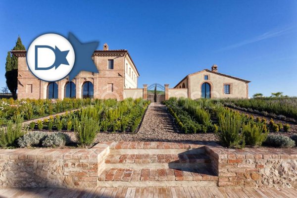 casa indipendente in vendita a Siena in zona Cerchiaia