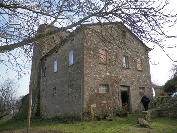 casa indipendente in vendita a Siena in zona Valli