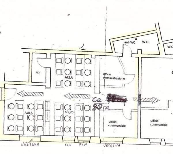 locale commerciale in vendita a Siena in zona Centro Città