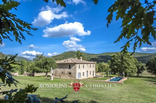 casa indipendente in vendita a Siena in zona Montalbuccio