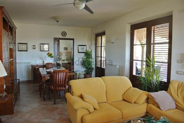 casa indipendente in vendita a Siena in zona Cerchiaia