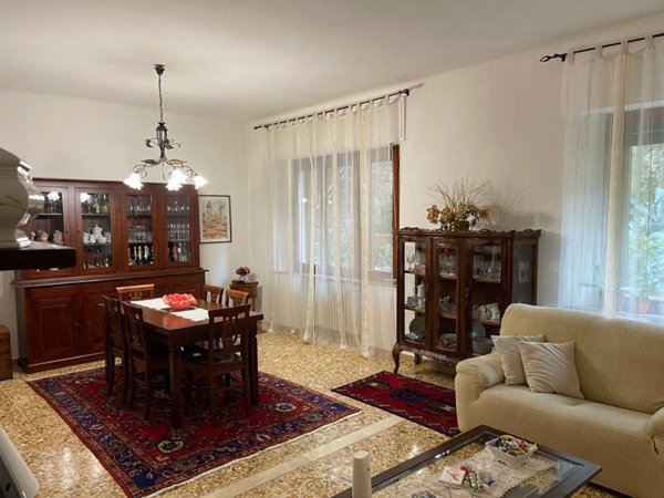 casa indipendente in vendita a Siena in zona Centro Città