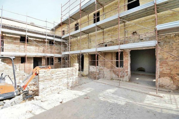 appartamento in vendita a Siena in zona Montalbuccio