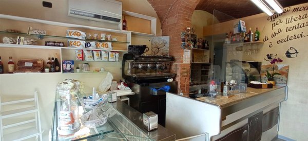 negozio in vendita a Siena in zona Centro Città