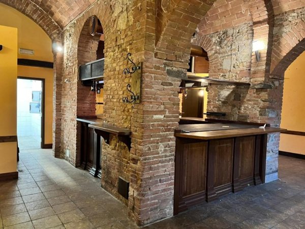 negozio in vendita a Siena