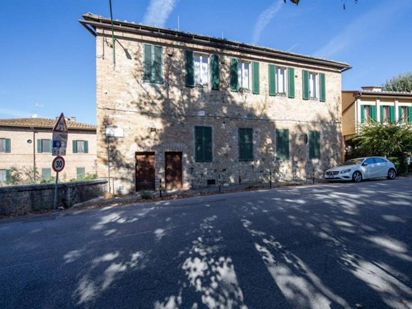 appartamento in vendita a Siena in zona Centro Città