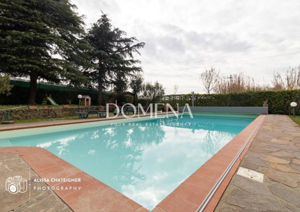 casa indipendente in vendita a Siena in zona Cerchiaia