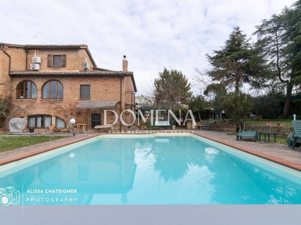 casa indipendente in vendita a Siena in zona Cerchiaia