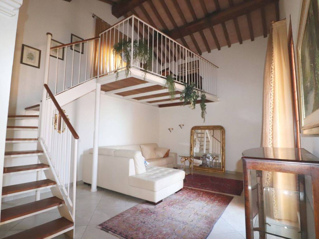 casa indipendente in vendita a Siena in zona Costalpino