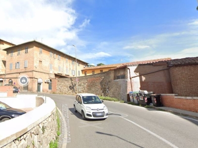 negozio in vendita a Siena in zona Centro Città