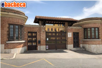 locale di sgombero in vendita a Siena