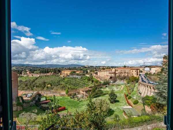 appartamento in vendita a Siena in zona Centro Città