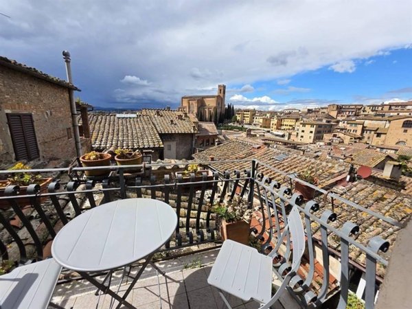 appartamento in vendita a Siena in zona Centro Città