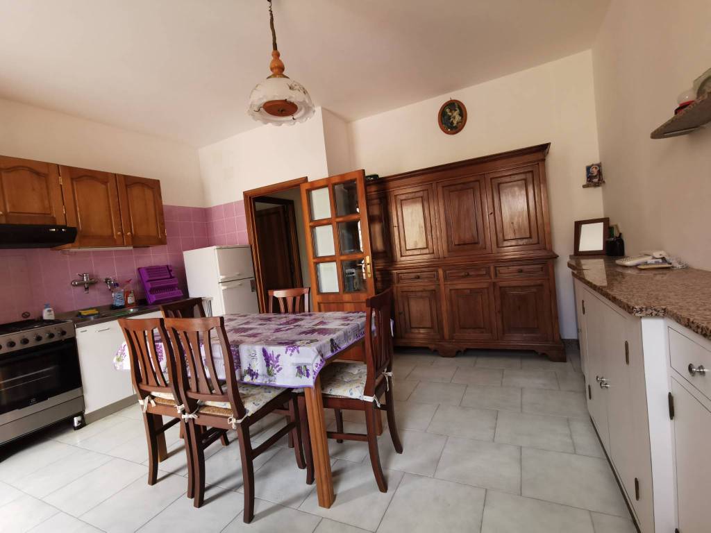 appartamento in vendita a Siena in zona Montalbuccio