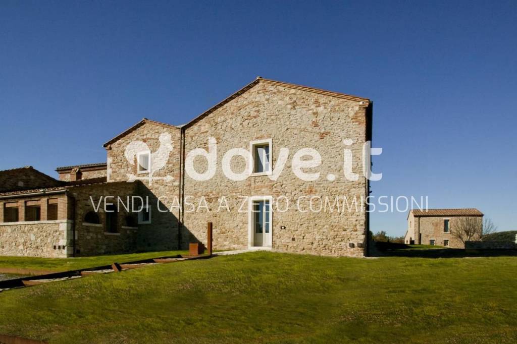 casa indipendente in vendita a Siena in zona Montalbuccio