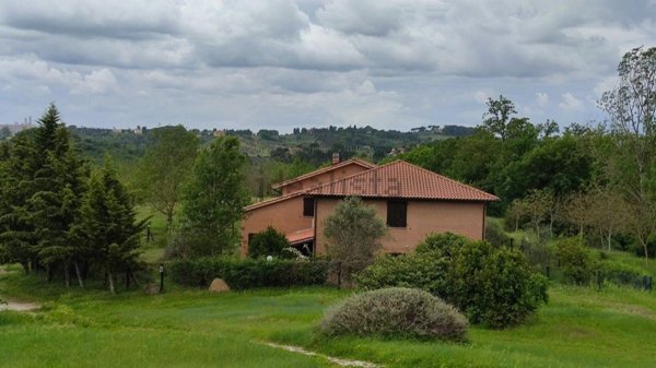villa in vendita a Siena in zona Pieve a Bozzone