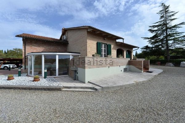 casa indipendente in vendita a Siena in zona Monteliscai