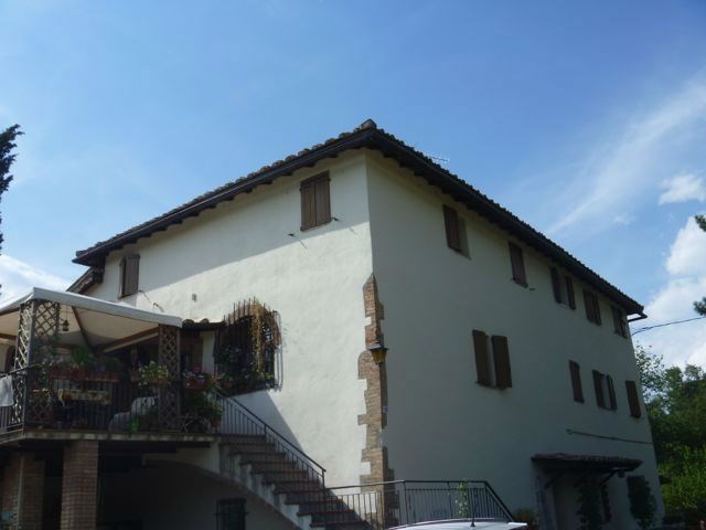 casa indipendente in vendita a Siena