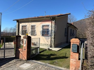 casa indipendente in vendita a Siena