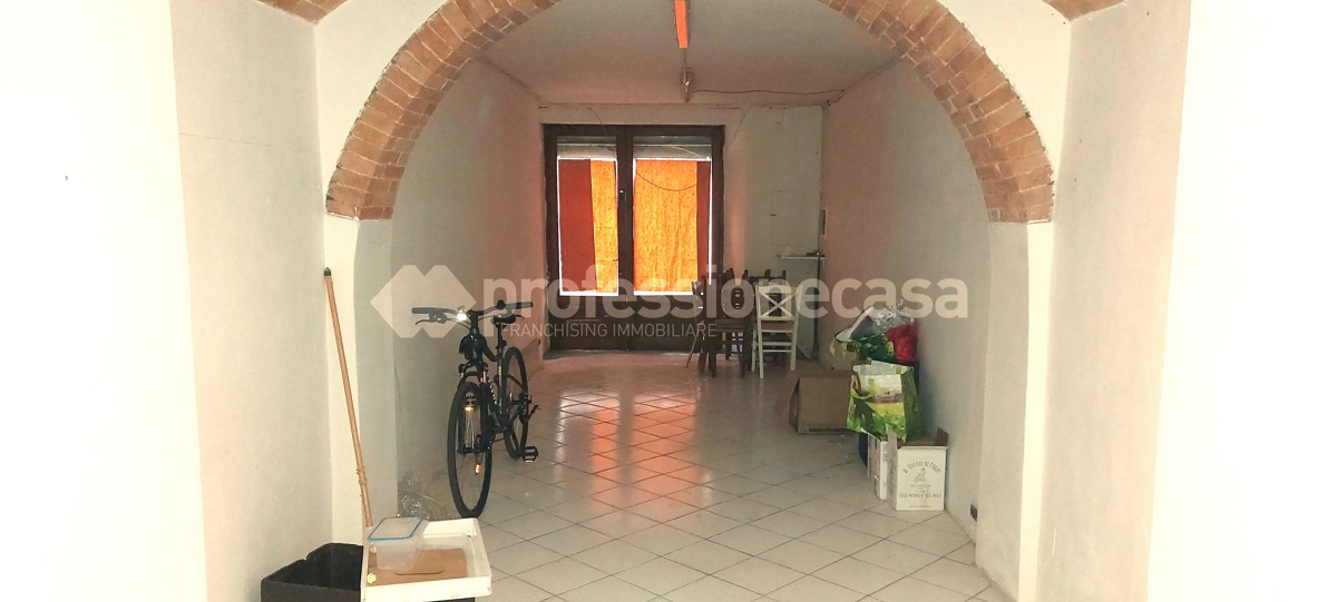 negozio in vendita a Siena