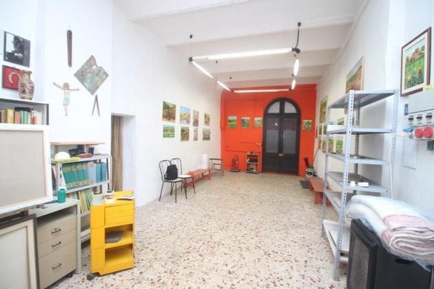 negozio in vendita a Siena in zona Centro Città