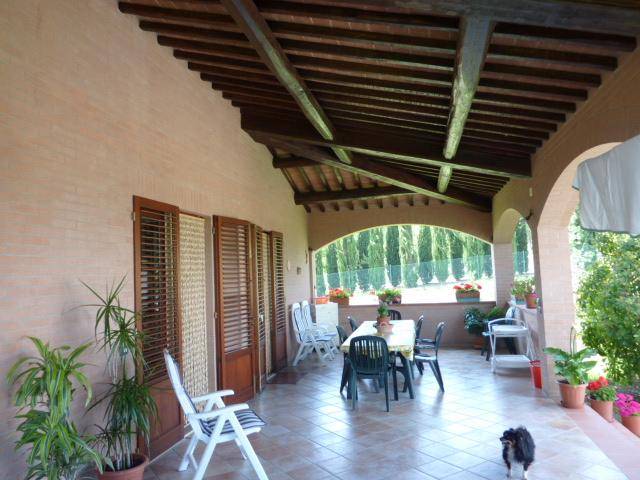 casa indipendente in vendita a Siena