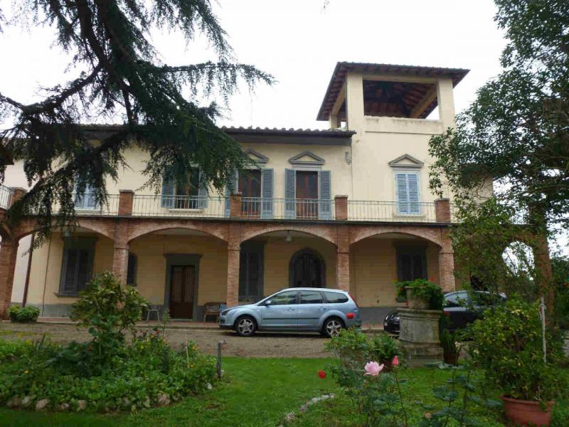 casa indipendente in vendita a Siena in zona Taverne d'Arbia