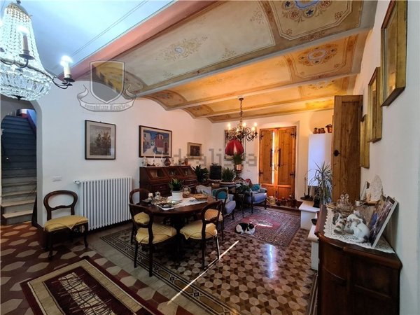casa indipendente in vendita a Siena