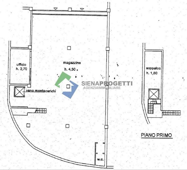 locale commerciale in vendita a Siena