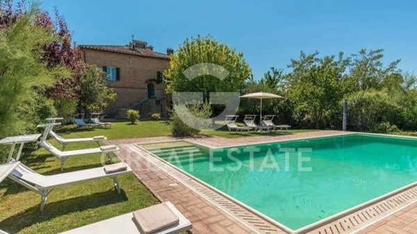 casa indipendente in vendita a Siena in zona Centro Città