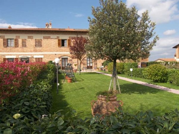 casa indipendente in vendita a Siena in zona Centro Città