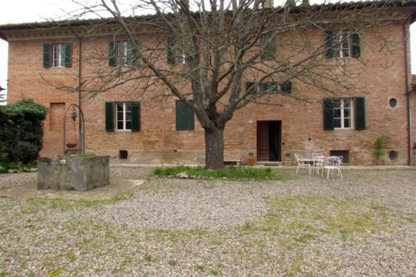 appartamento in vendita a Siena in zona Agostoli
