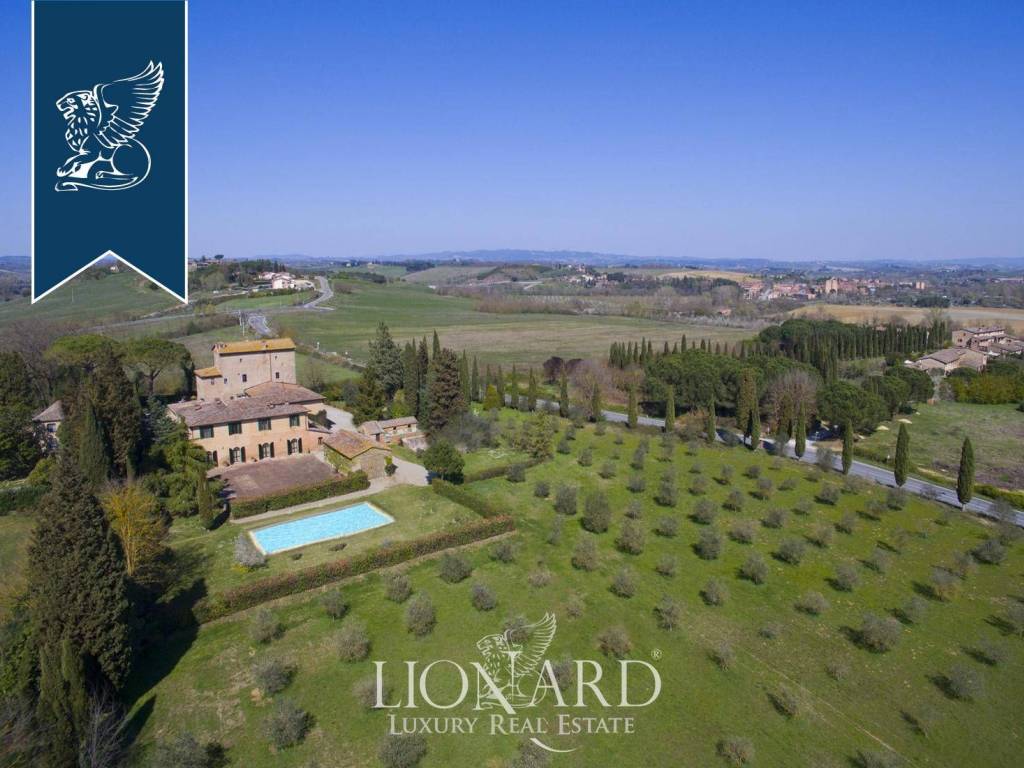 casa indipendente in vendita a Siena in zona Isola d'Arbia