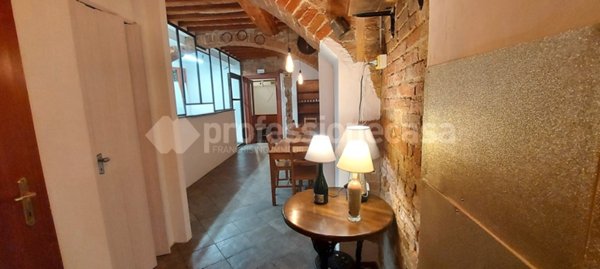 negozio in vendita a Siena in zona Centro Città